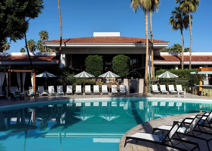Resort The Scott & 4*