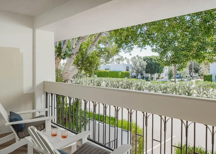 Resort The Scott & 4*